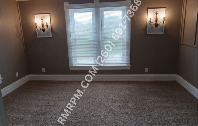 1009 Edgewater Ave.