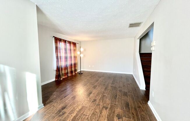 3 Bed-1.5 Bath Condo In Avon Lake