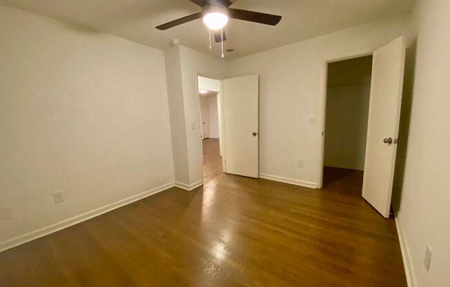 2 beds, 1 bath, 850 sqft, $1,700, Unit 485-C27