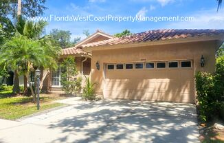 SPACIOUS 3 BEDROOM/2 BATH LOCATED NEAR UNIVERSITY PARKWAY!  SUPER LOCATION!