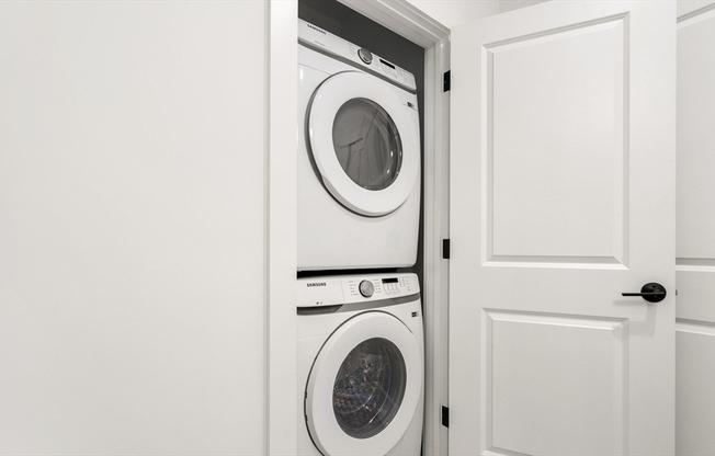 1 bed, 1 bath, 554 sqft, $2,200, Unit 503