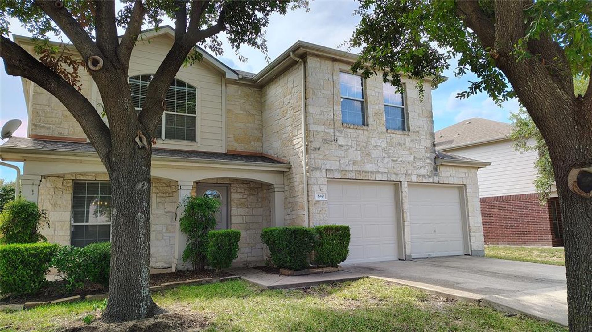Beautifully updated 4-bedroom Sonoma subdivision in Round Rock