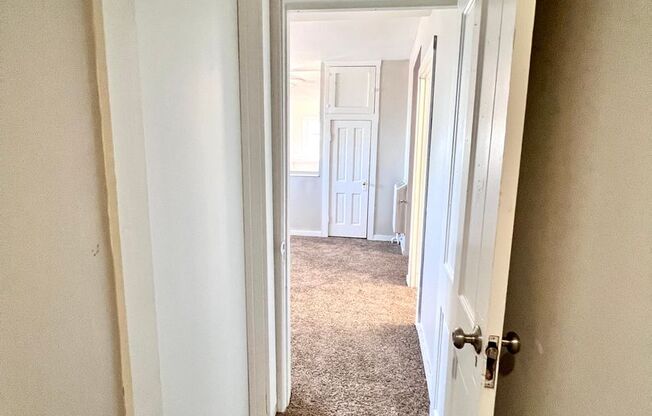 2 beds, 2 baths, 800 sqft, $825, Unit Unit 6