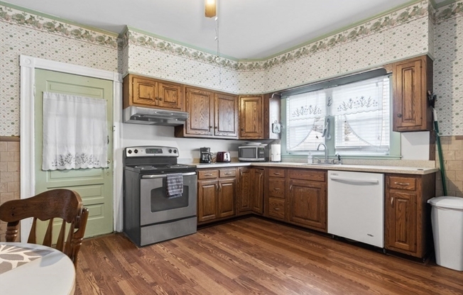 124 Sheridan Ave