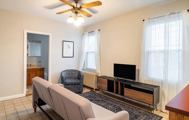 88 GLN ST