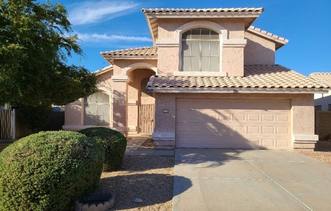 BEAUTIFUL 2 STORY HOME WITH PRIVATE POOL IN PEORIA!