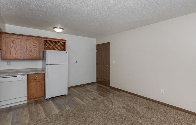 1 bed, 1 bath, 650 sqft, $680, Unit 3509 N Main Street Apt 2