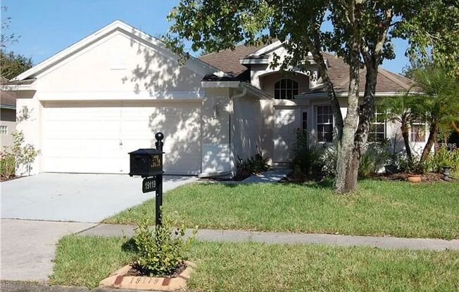 4 bed, 2 Bath New Tampa Home for Lease!