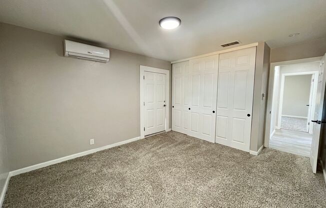 2 beds, 1 bath, $1,599