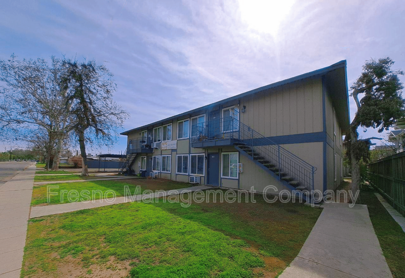 4538 E HAMILTON AVE