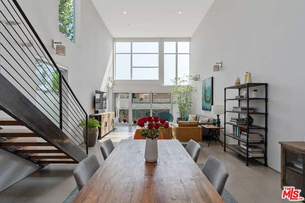 611 N Bronson Ave Apt 10