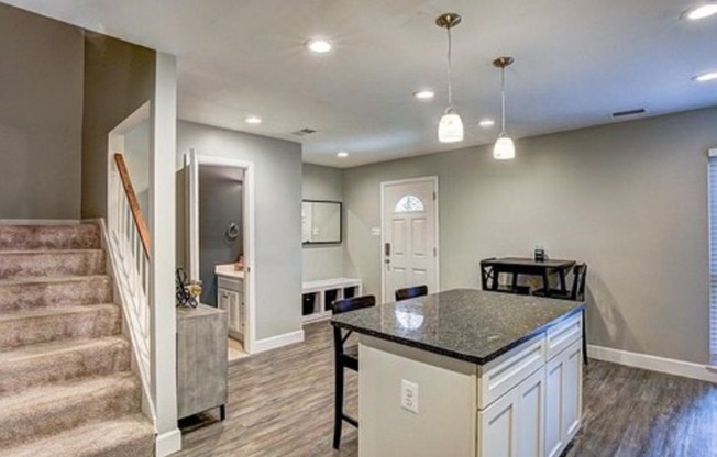 36 GENTRY CT