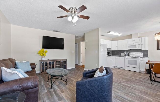 fully furnished 2 bedroom, 1 bath