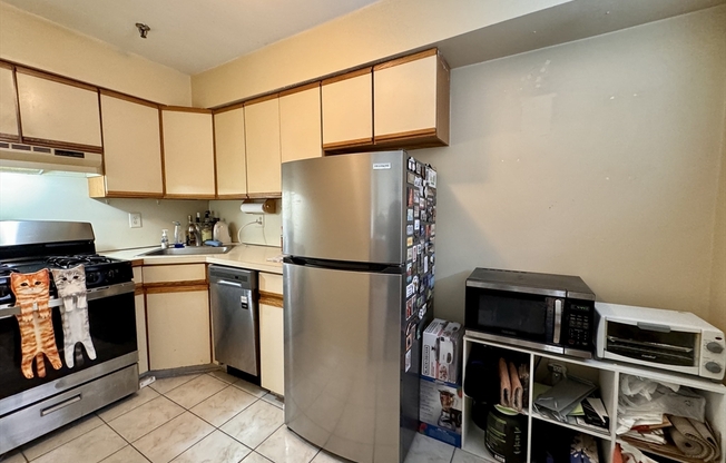 1 bed, 1 bath, 490 sqft, $2,200, Unit 12