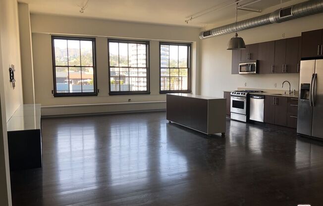1 bed, 1 bath, 1,390 sqft, $4,300, Unit 708