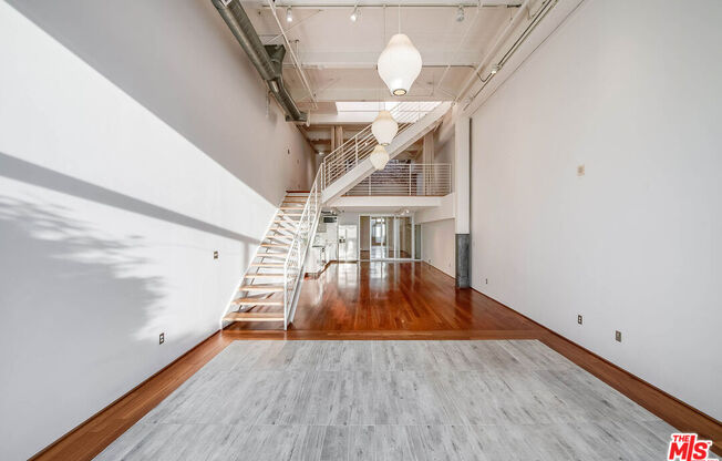 3 beds, 3 baths, 2,330 sqft, $8,500, Unit 106