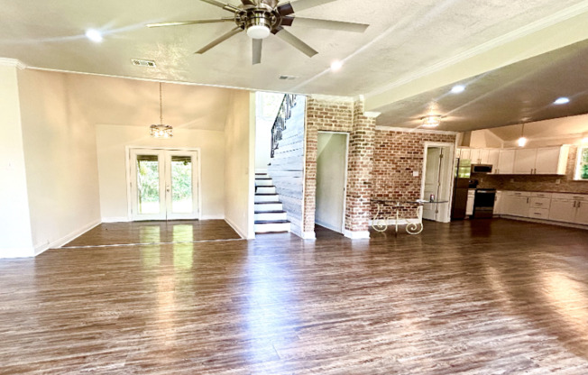 13043 SULLIVAN LN
