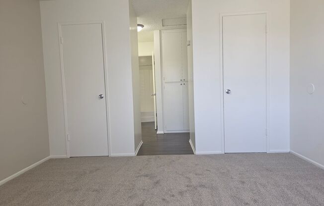 1 bed, 1 bath, 713 sqft, $2,075, Unit A122