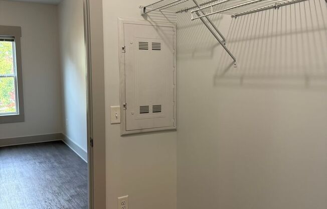 Studio, 1 bath, 560 sqft, $1,600, Unit Heritage East- Unit 205