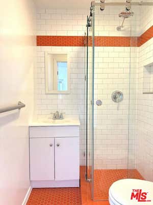 Studio, 1 bath, $1,400