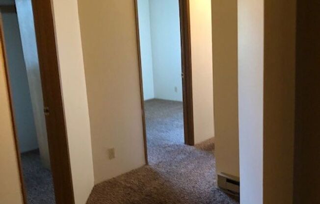 2 beds, 1.5 baths, 900 sqft, $1,650, Unit A205