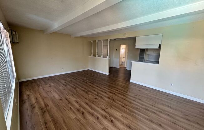 1 bed, 1 bath, 700 sqft, $1,800