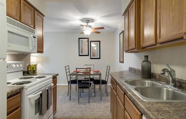 Oakwood Apartments in Plymouth, MN Kitchen