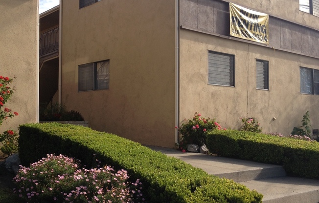 Midtown - 4729 San Vicente