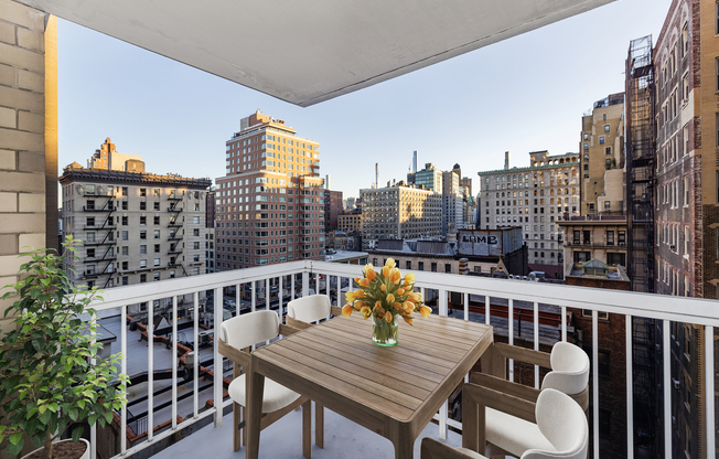 2 beds, 2 baths, $8,395, Unit 9K