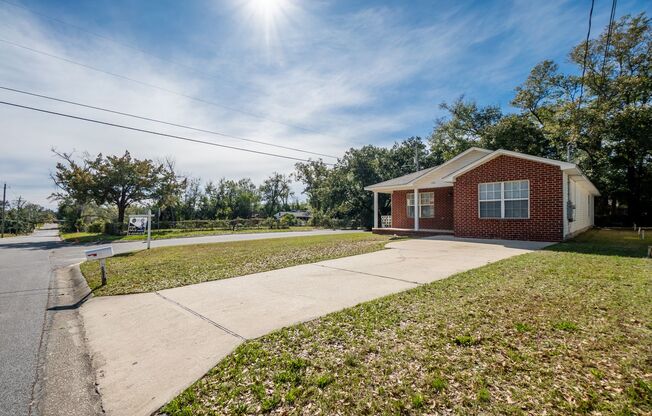 Stylish 4 Bedroom in Pensacola