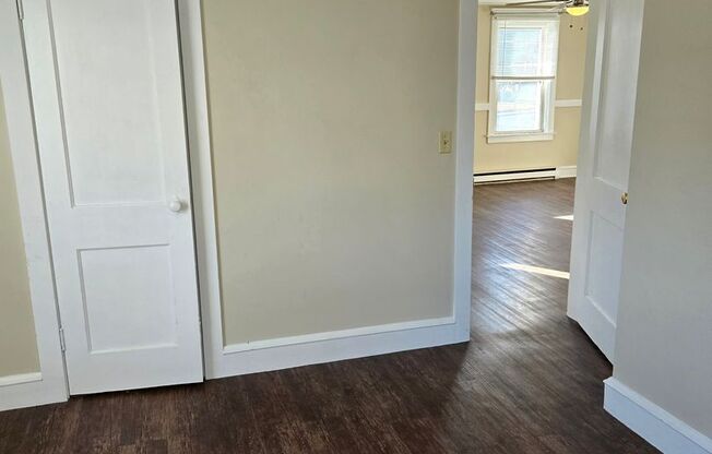 3 beds, 1 bath, 1,000 sqft, $1,900, Unit 2nd Floor