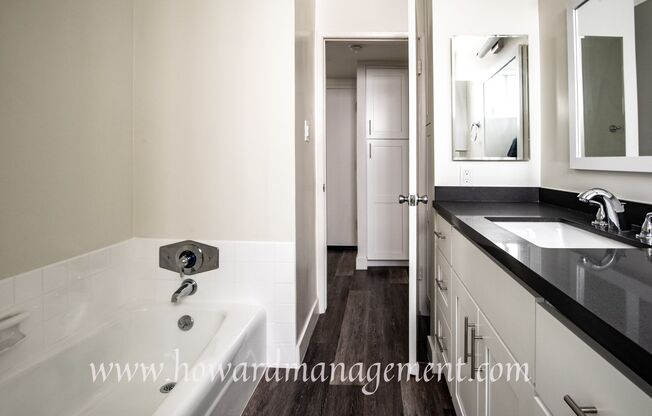 1 bed, 1 bath, $2,395, Unit 204