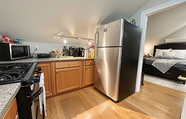 21 CHESTNUT HL AVE