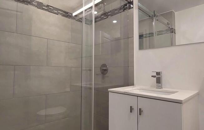 1 bed, 1 bath, $5,500, Unit 6F