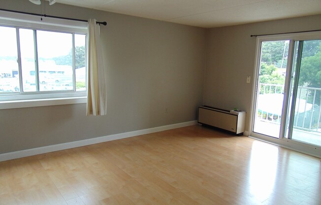 1 bed, 1 bath, 774 sqft, $2,000, Unit 313
