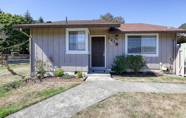 Cozy Lacey Rambler - Move-In Ready now! 3 bed 1 bath patio home - North Thurston S.D.