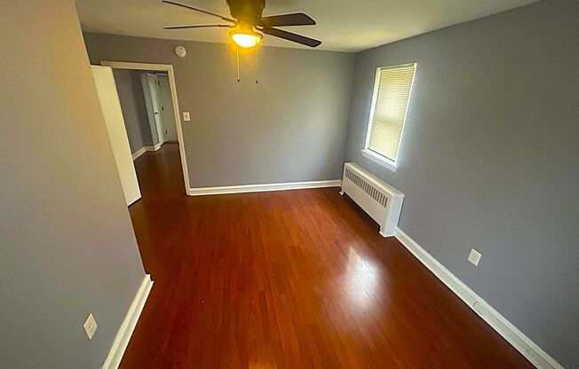 1 bed, 1 bath, $1,100, Unit Apt. 2