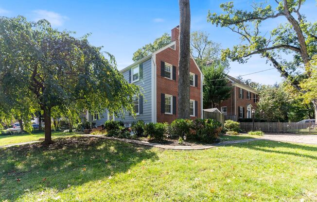 3 beds, 2.5 baths, $5,228