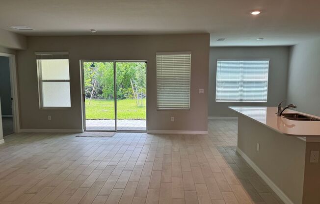 Deposit-Free! Modern, energy efficient home with ALL of the upgrades! Punta Gorda, FL