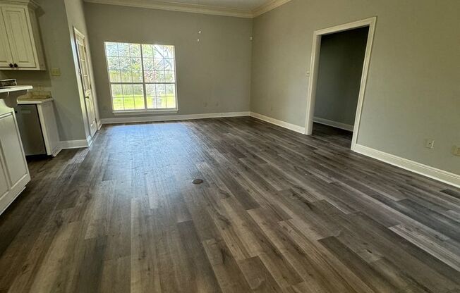 Must see this Beautiful 3/2 Home off Blueboonet Available Now!