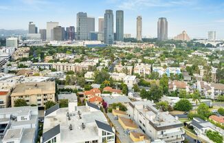 Holmby Street Luxury Investments LLC