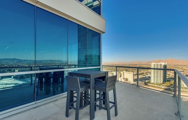 3 beds, 5 baths, $18,975, Unit # 4305