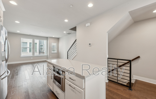1311 MILLPARK LN