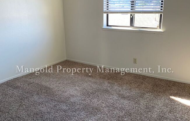 2 beds, 1 bath, 720 sqft, $2,150, Unit 2179F