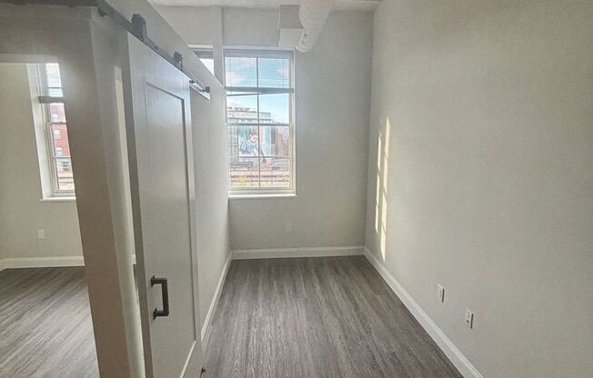 1 bed, 1 bath, 890 sqft, $2,300, Unit 303A