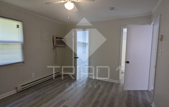 1 bed, 1 bath, 550 sqft, $750, Unit D