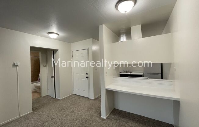 1 bed, 1 bath, 685 sqft, $1,550, Unit #34