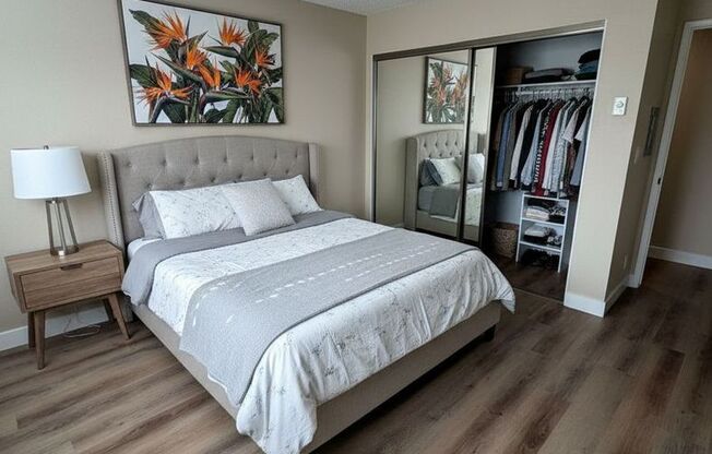 2 beds, 2 baths, 900 sqft, $3,750, Unit 13