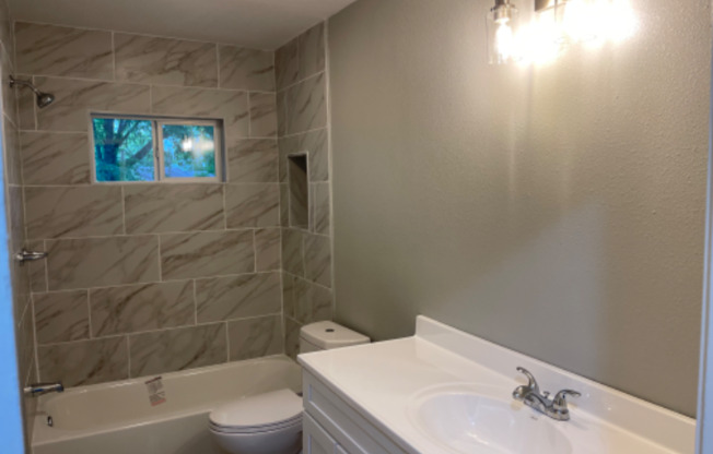 2914 W GENTRY PKWY