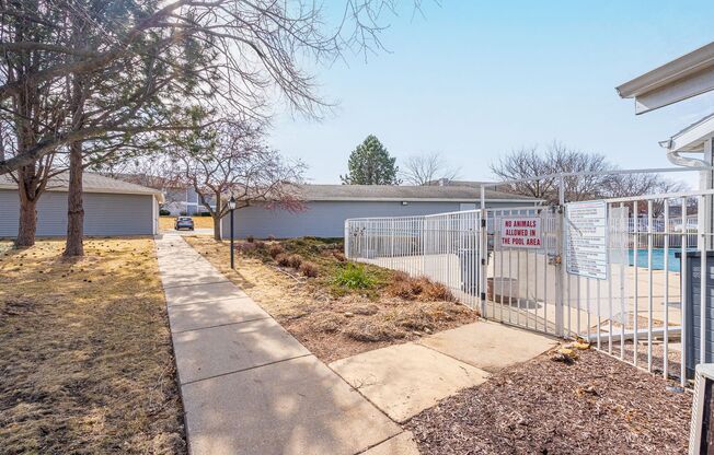 1 bed, 1 bath, 850 sqft, $1,349, Unit DY3817C